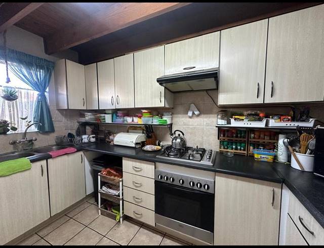 3 BEDROOM HOUSE FOR SALE IN MONTANA